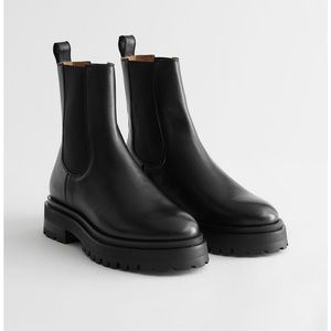 & Other Stories Leather Chelsea Boots Size 38